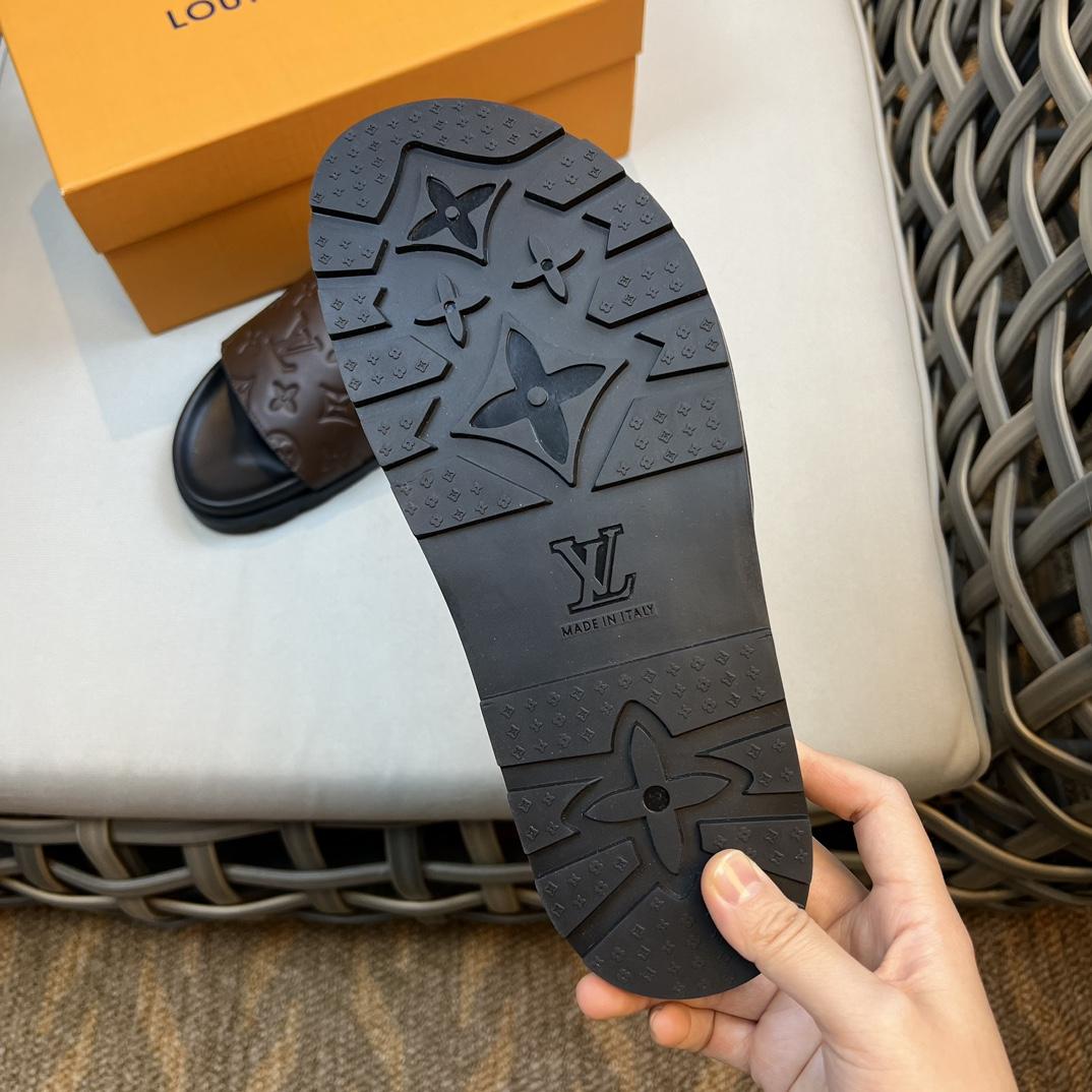 Louis Vuitton Monogram Sandals - DesignerGu