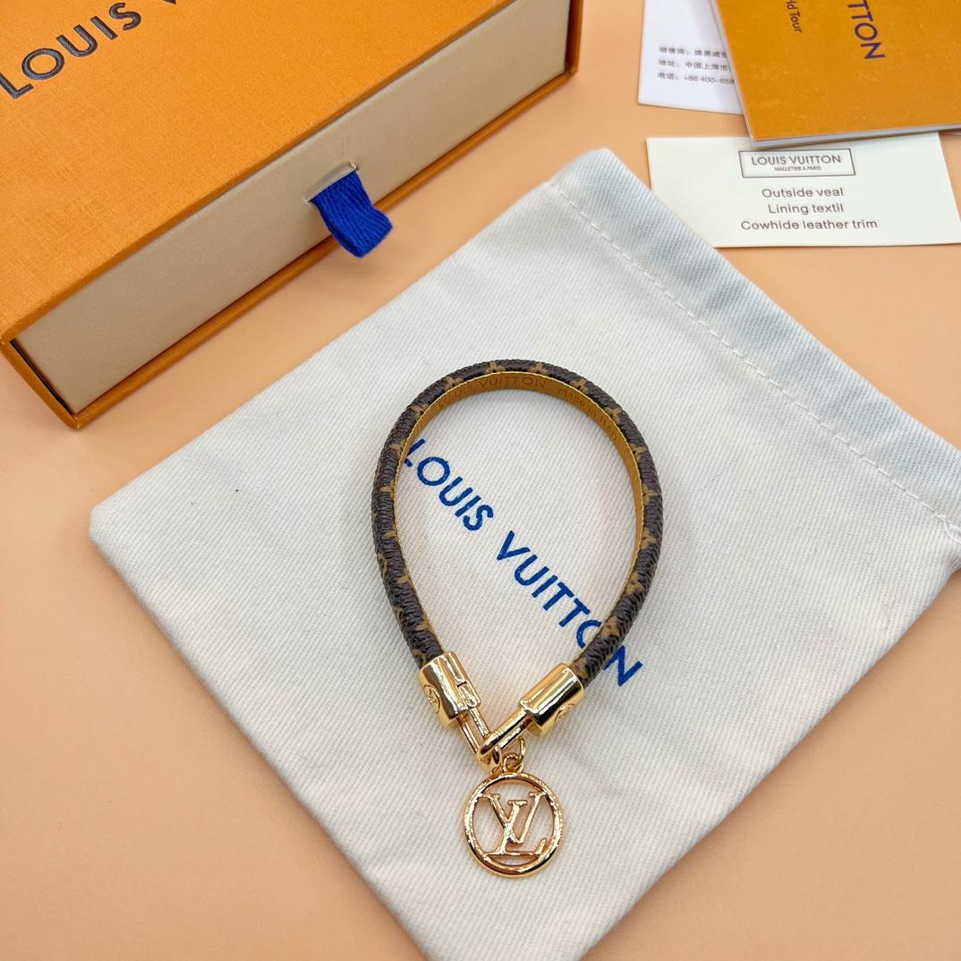 Louis Vuitton LV Cannes Bracelet      - DesignerGu