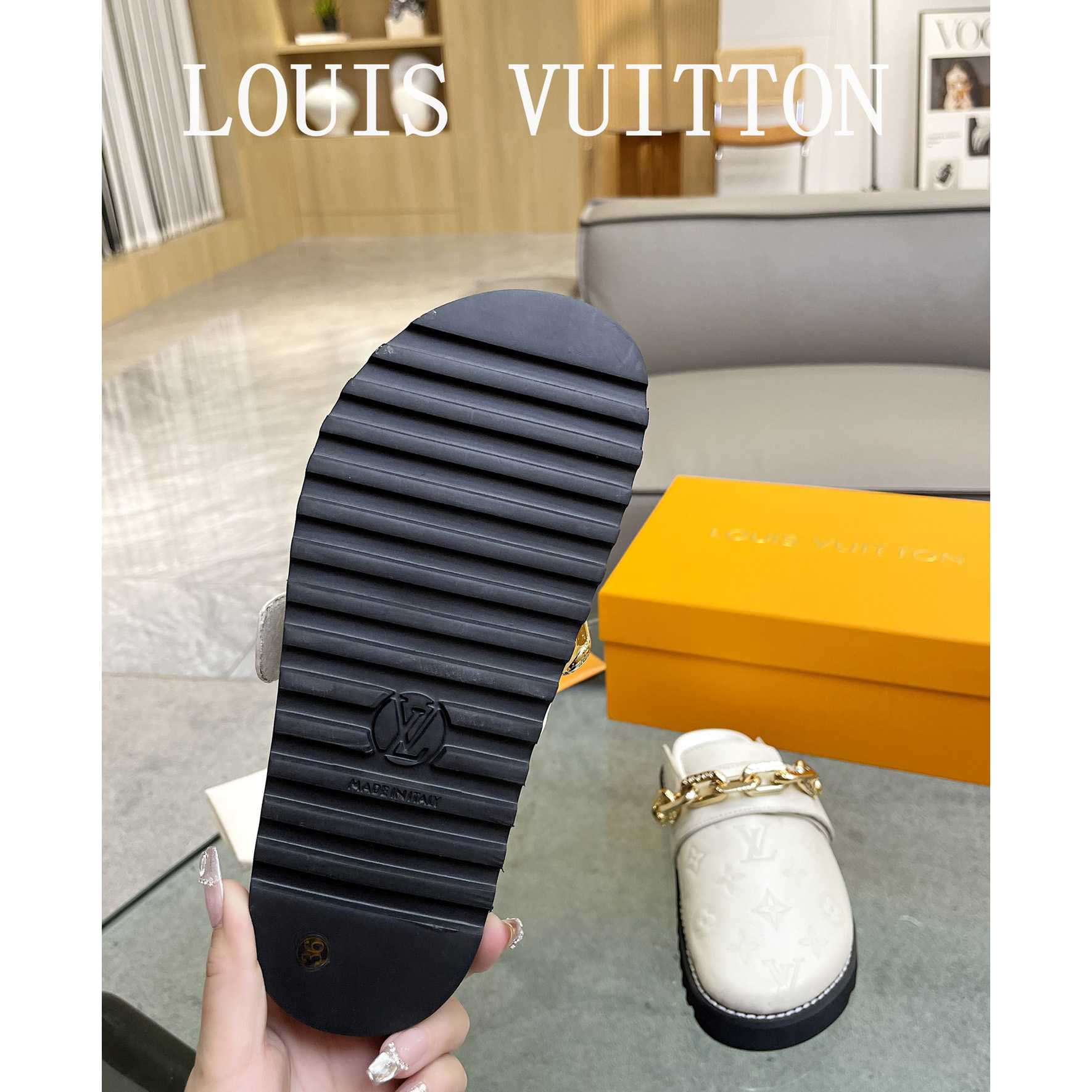 Louis Vuitton Lv Cosy Flat Comfort Clog         - DesignerGu