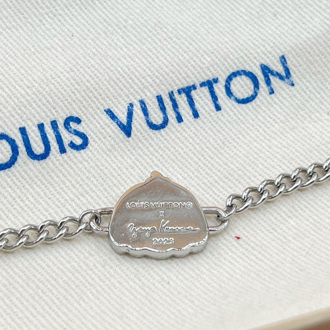 Louis Vuitton LV x YK LV Infinity Dots Pendant     M01089 - DesignerGu