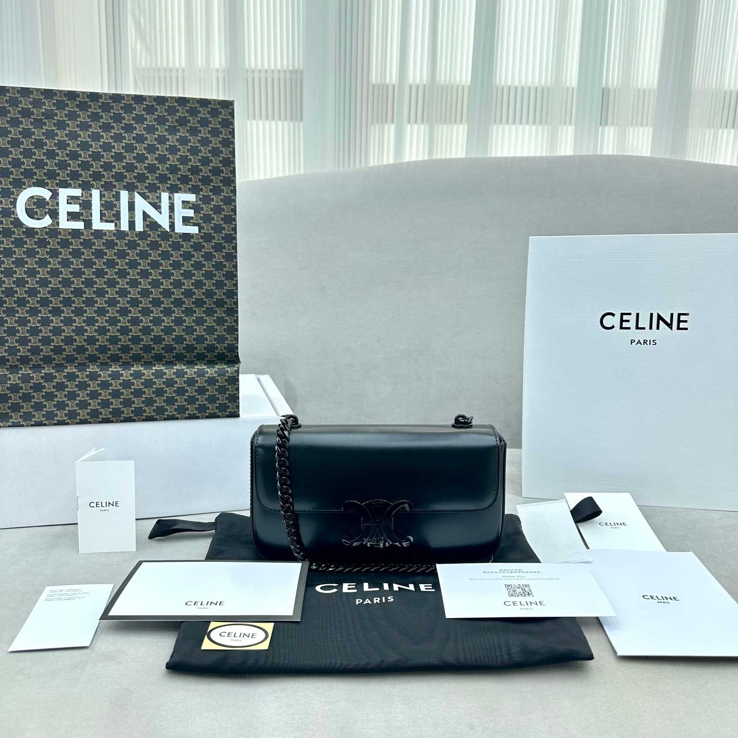 Celine Chain Shoulder Bag Triomphe In Shiny Calfskin - DesignerGu