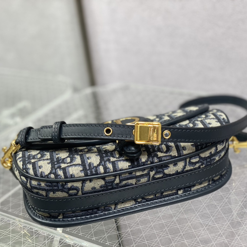 Dior Bobby East-West Bag - DesignerGu