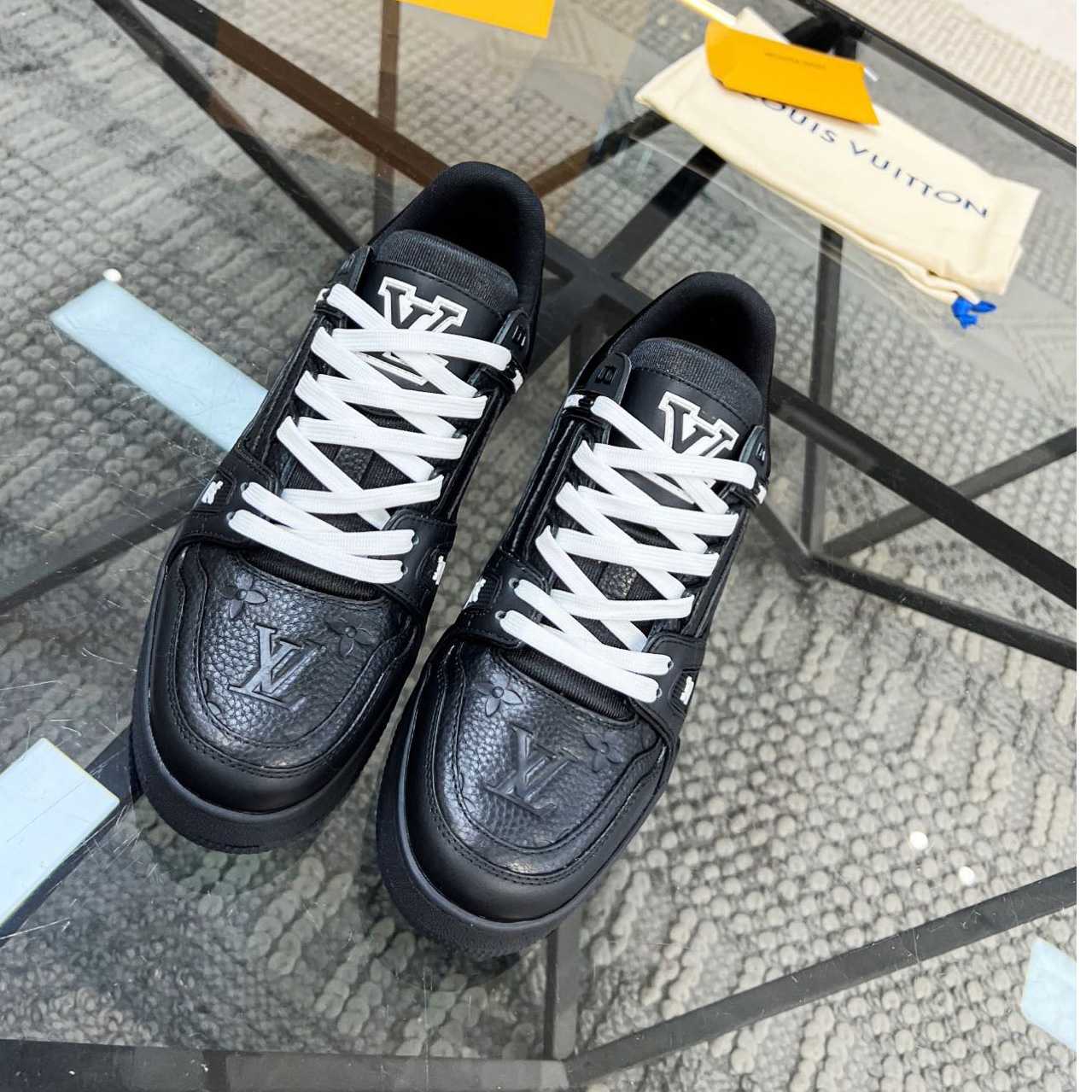 Louis Vuitton Trainer Sneaker (upon uk size)     - DesignerGu