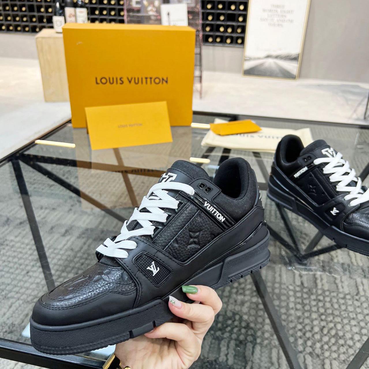 Louis Vuitton Trainer Sneaker (upon uk size)     - DesignerGu