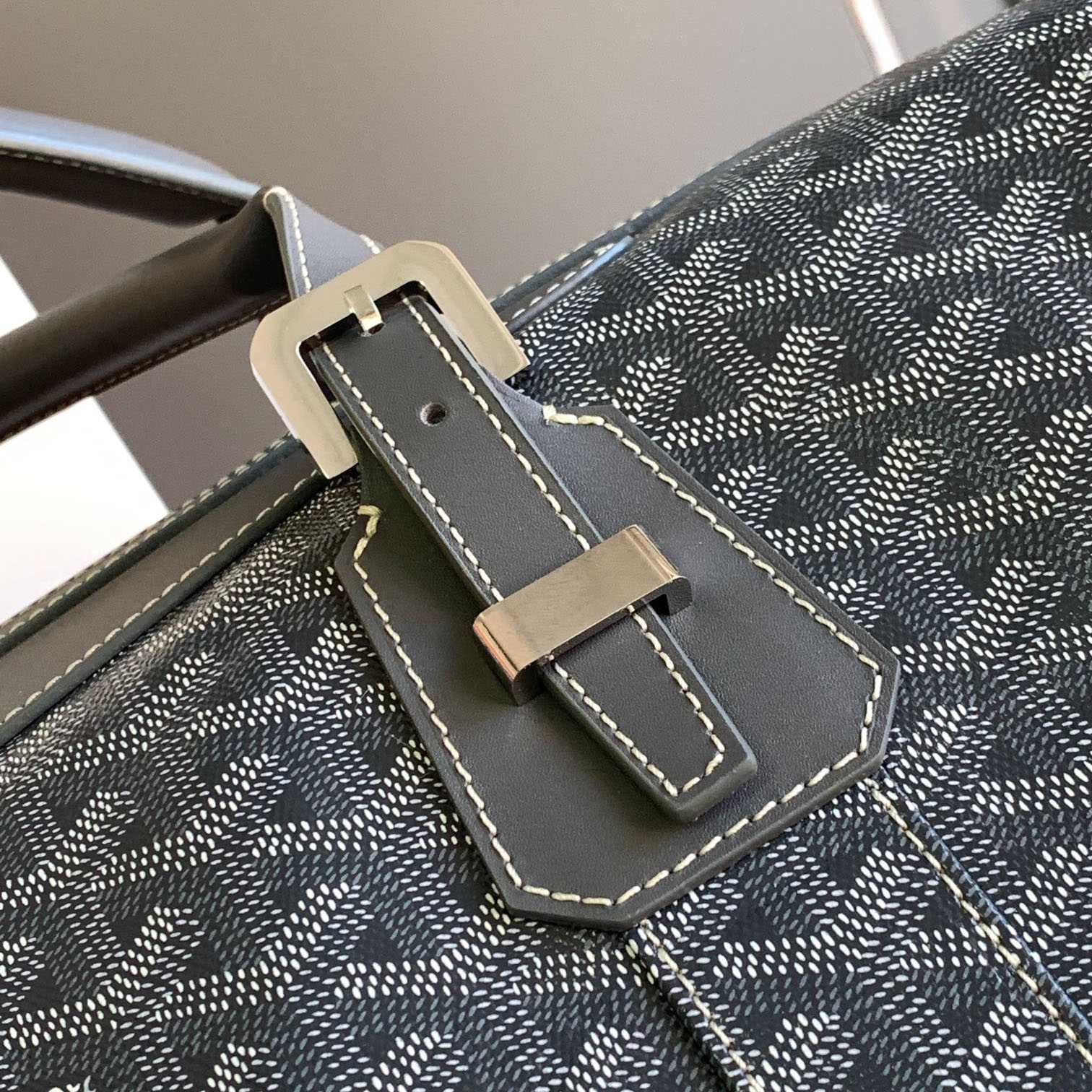 Goyard Travel 55 Bag - DesignerGu