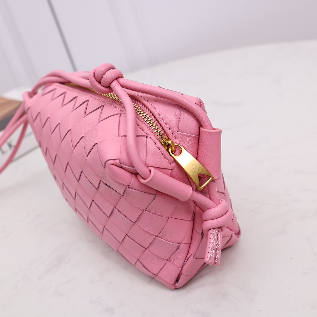 Bottega Veneta Candy Loop Camera Bag - DesignerGu