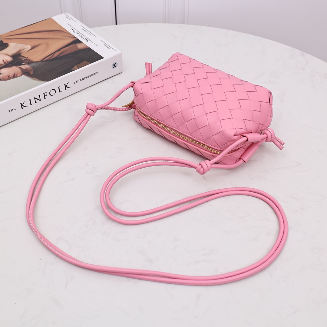 Bottega Veneta Candy Loop Camera Bag - DesignerGu