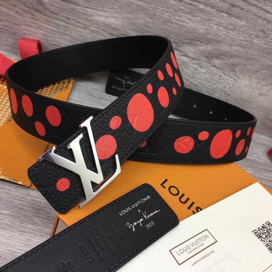 Louis Vuitton LV X YK LV Initiales 40MM Reversible Belt    - DesignerGu