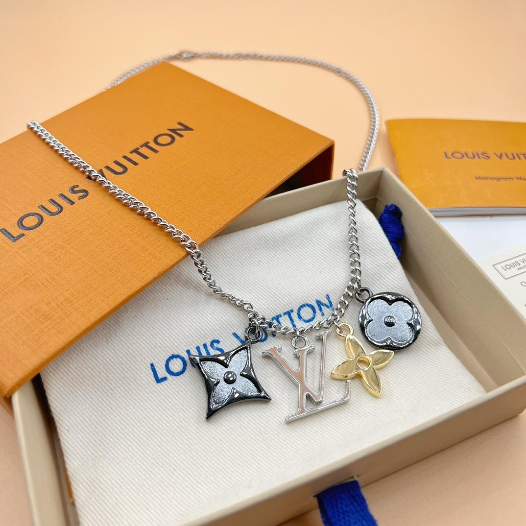 Louis Vuitton LV Instinct Pendant       M00521C - DesignerGu