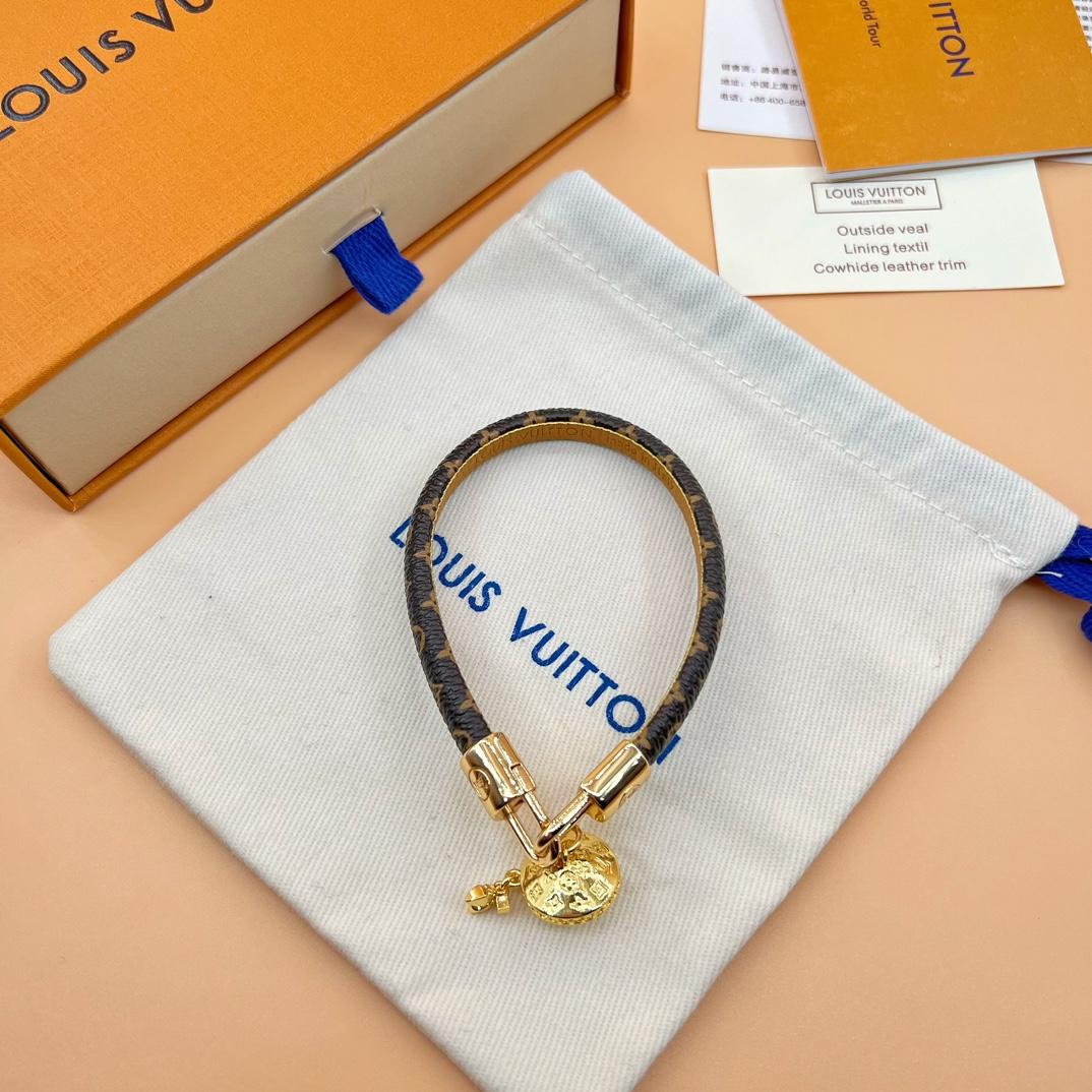 Louis Vuitton LV Cannes Bracelet      - DesignerGu