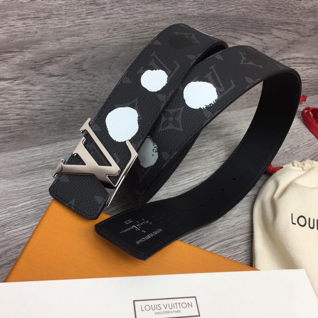 Louis Vuitton LV X YK LV Initiales 40MM Reversible Belt - DesignerGu