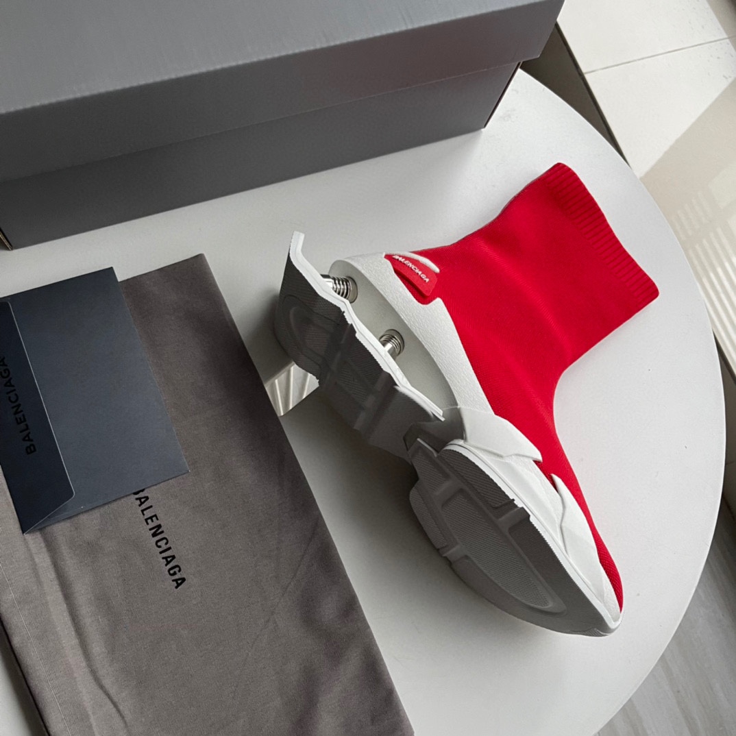 Balenciaga Speed Sneaker In Red - DesignerGu