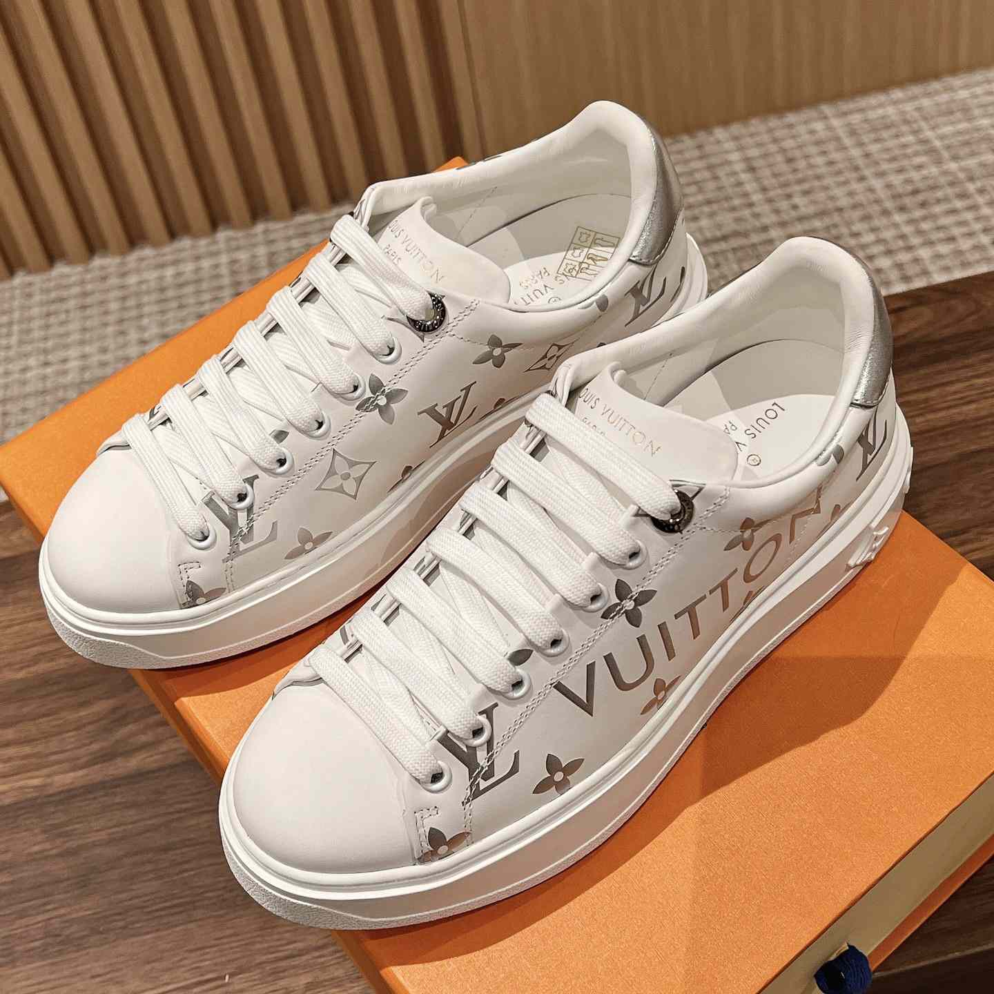 Louis Vuitton Time Out Sneaker (upon uk size)    1AAVV2 - DesignerGu