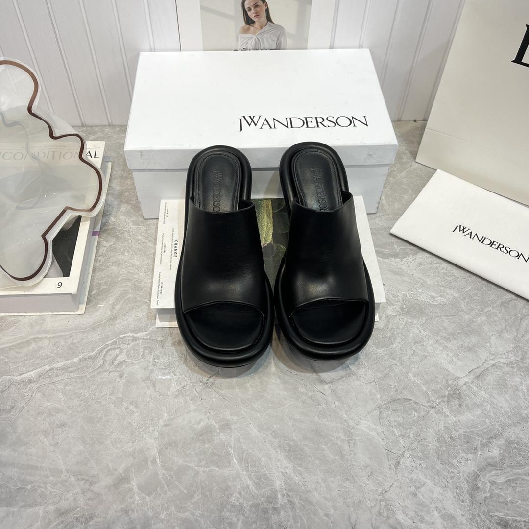 Jw Anderson Bumper-Tube Leather Mules - DesignerGu