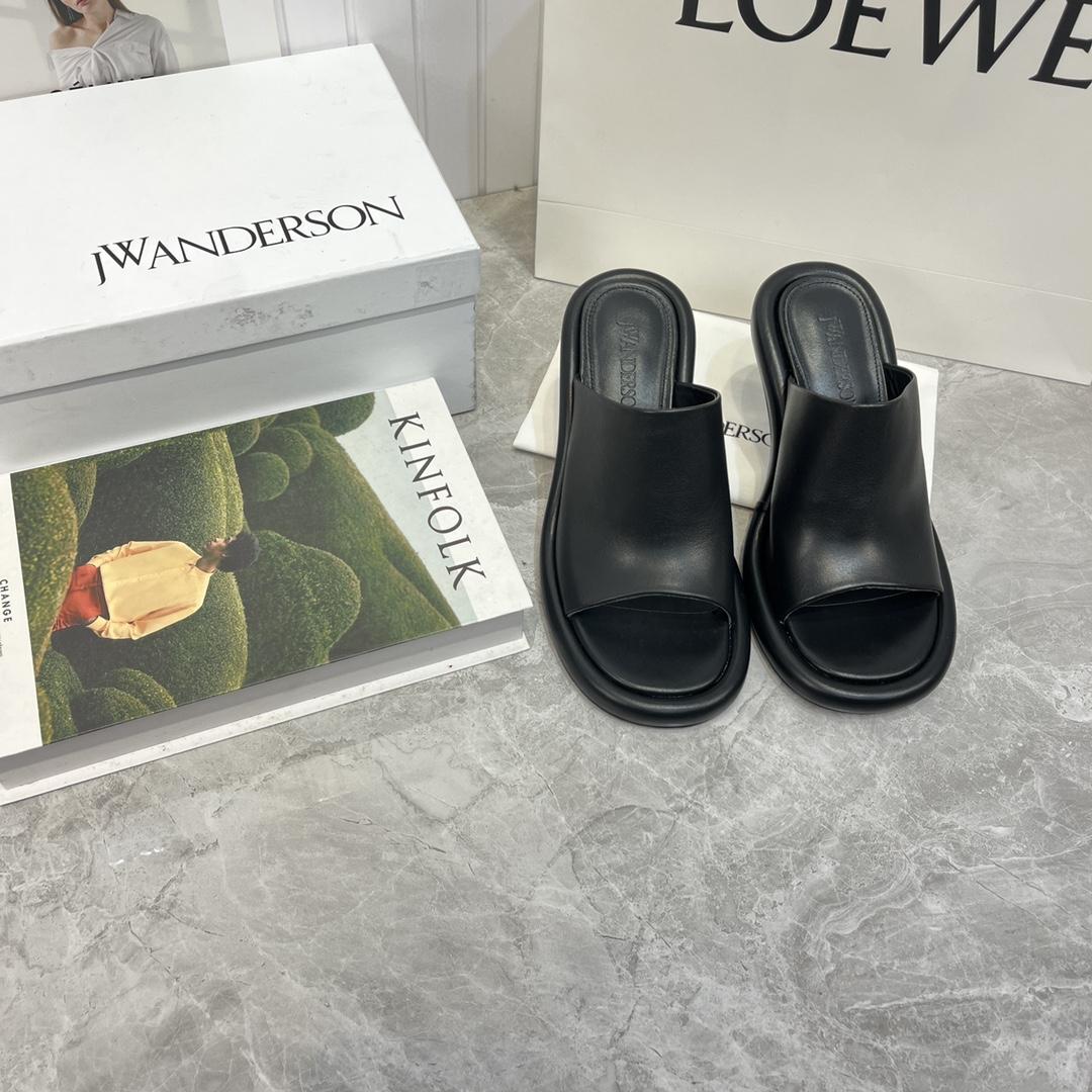 Jw Anderson Bumper-Tube Leather Mules - DesignerGu