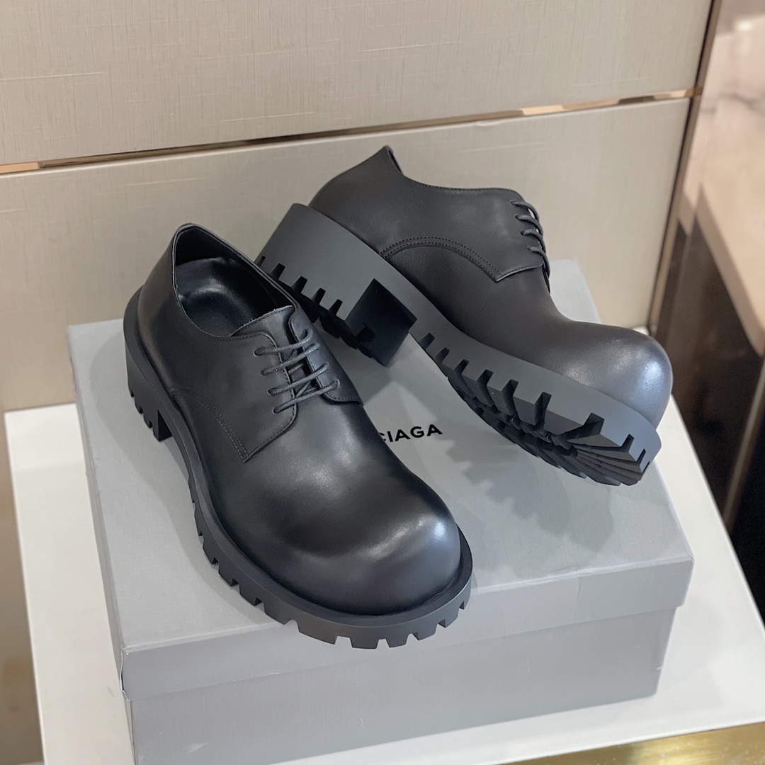 Balenciaga Men's Rhino Derby In Black  - DesignerGu