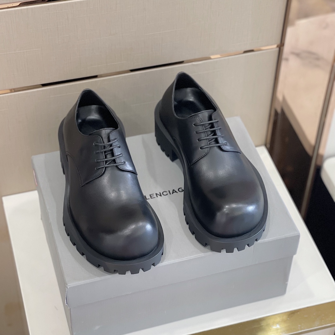 Balenciaga Men's Rhino Derby In Black  - DesignerGu