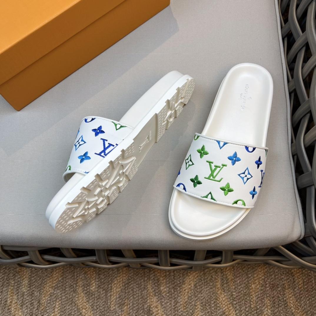 Louis Vuitton Monogram Sandals - DesignerGu