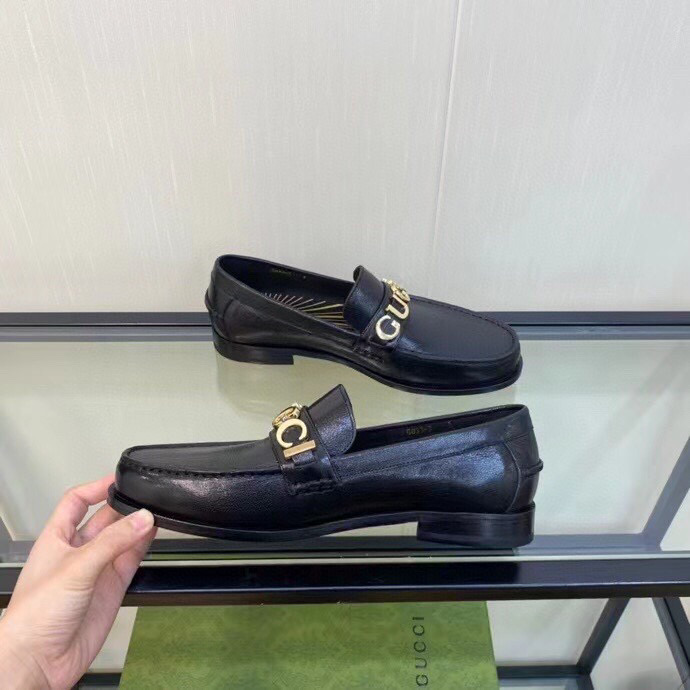 Gucci Leather Loafer - DesignerGu