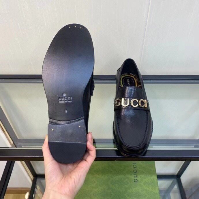 Gucci Leather Loafer - DesignerGu