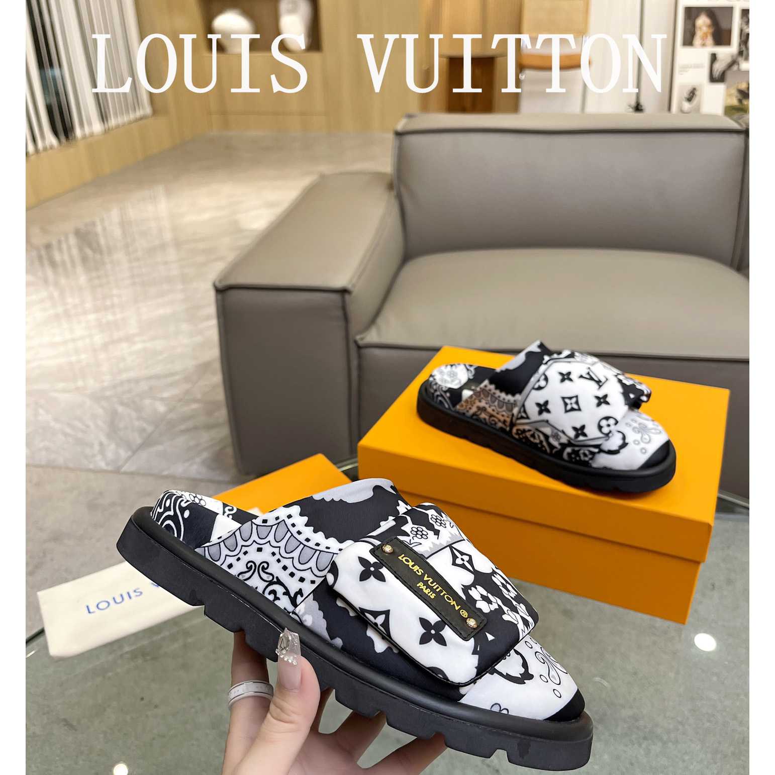 Louis Vuitton Slipper Pillow Flat Comfort Mule       - DesignerGu