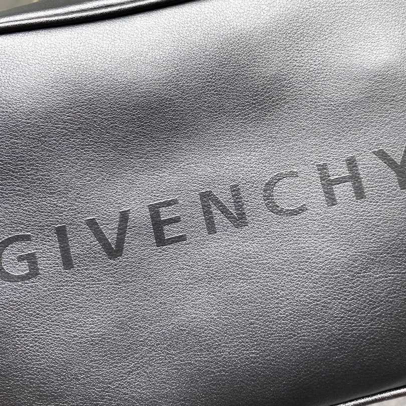 Givenchy Black Camera Messenger Bag (20x14x6cm) - DesignerGu