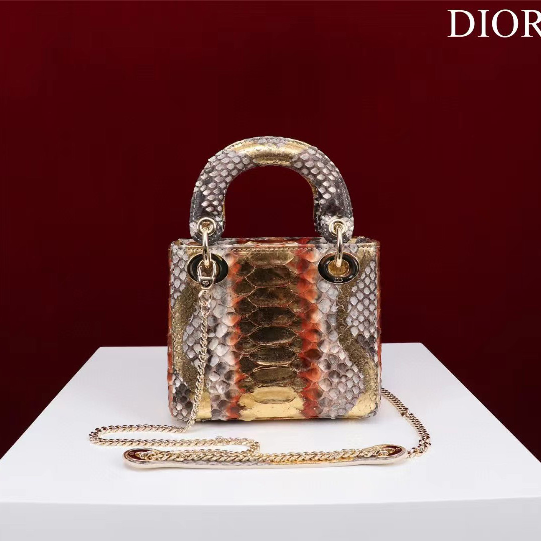 Dior Lady Dior Bag (17-15-7 cm) - DesignerGu