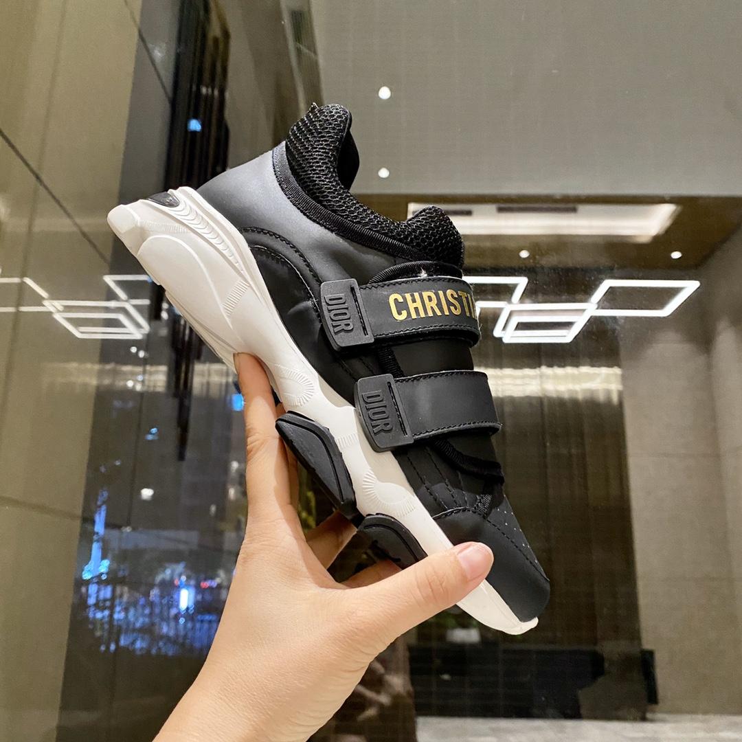 Dior D-Wander Sneaker - DesignerGu