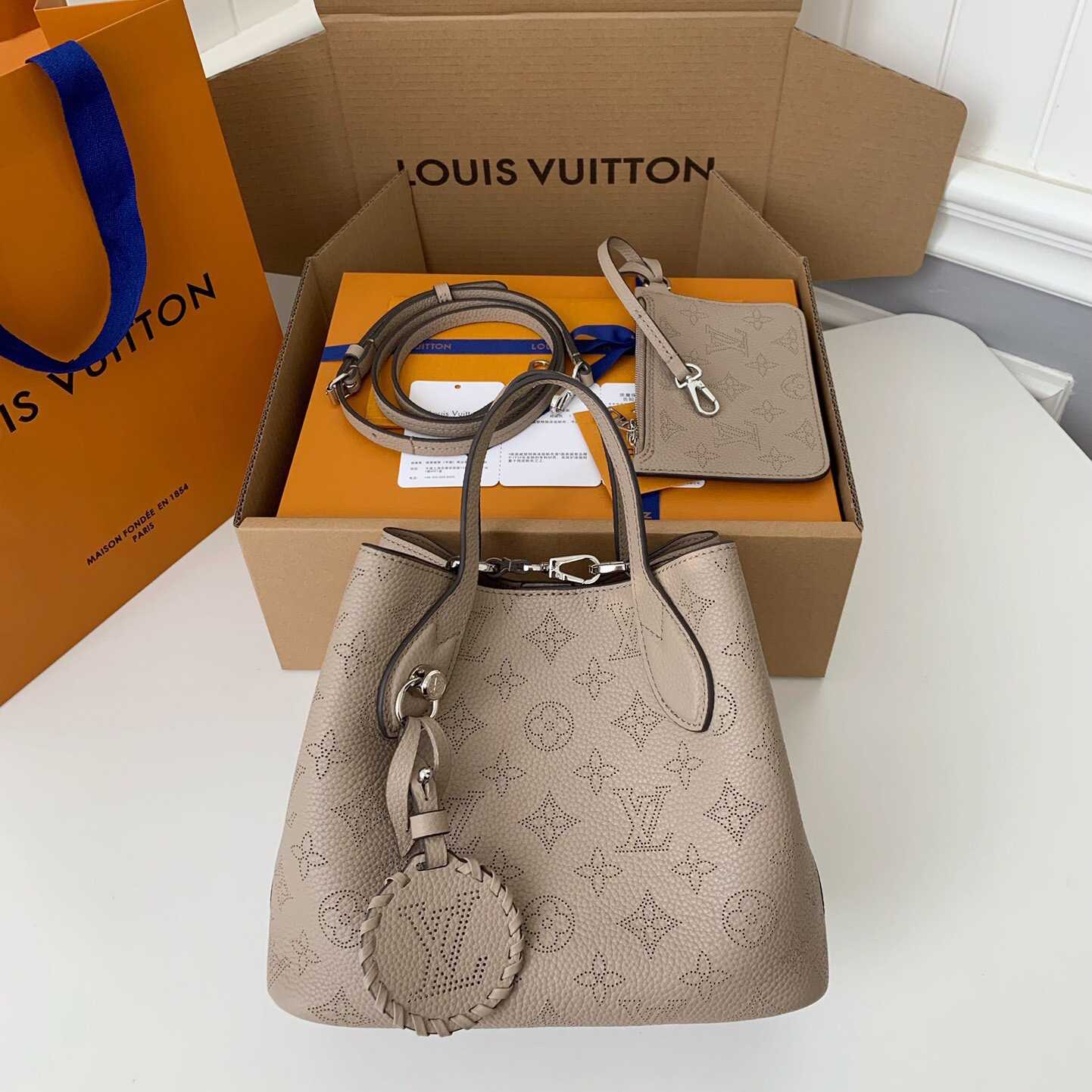 Louis Vuitton Blossom PM   M21849 - DesignerGu