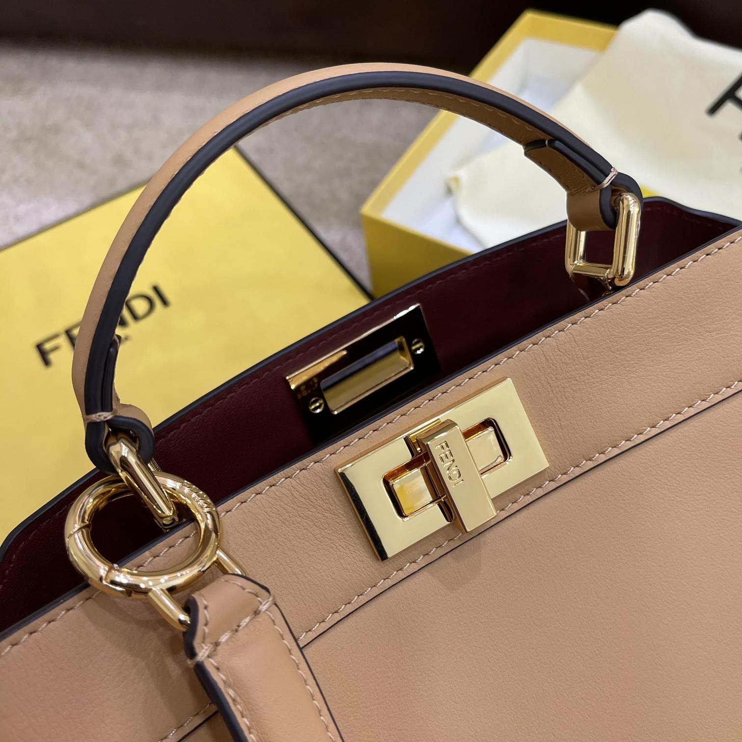 Fendi Peekaboo Iseeu Small Beige Leather Bag - DesignerGu