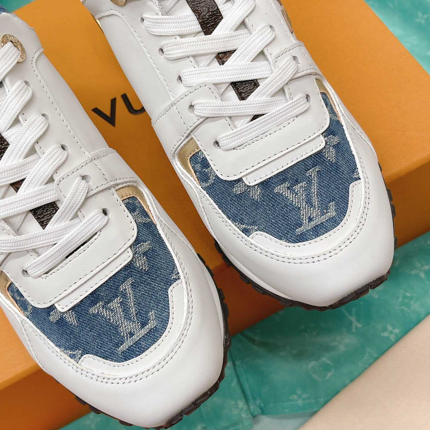 Louis Vuitton Run Away Sneaker   (upon uk size)   - DesignerGu