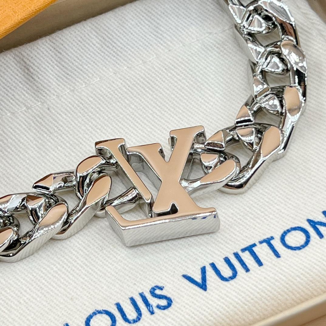 Louis Vuitton LV Chain Necklace    M00907 - DesignerGu