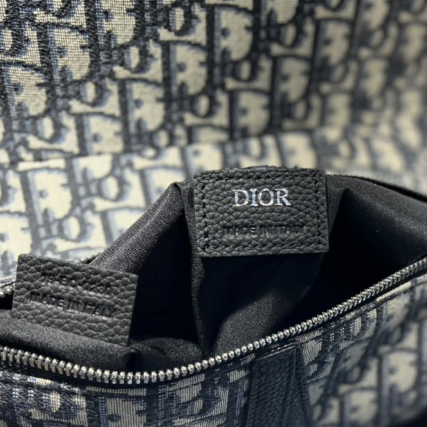 Dior Saddle Bag - DesignerGu