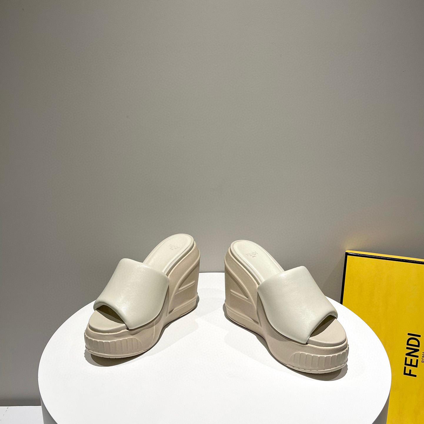 Fendi Fashion Show Beige Nappa Leather Slides - DesignerGu