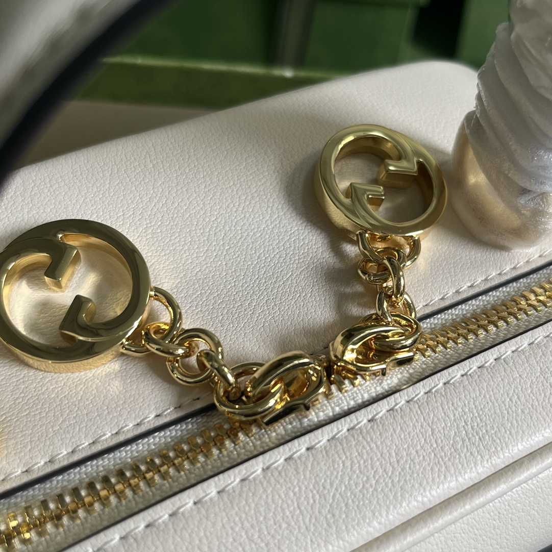 Gucci Blondie Top Handle Bag (17-15-9cm) - DesignerGu