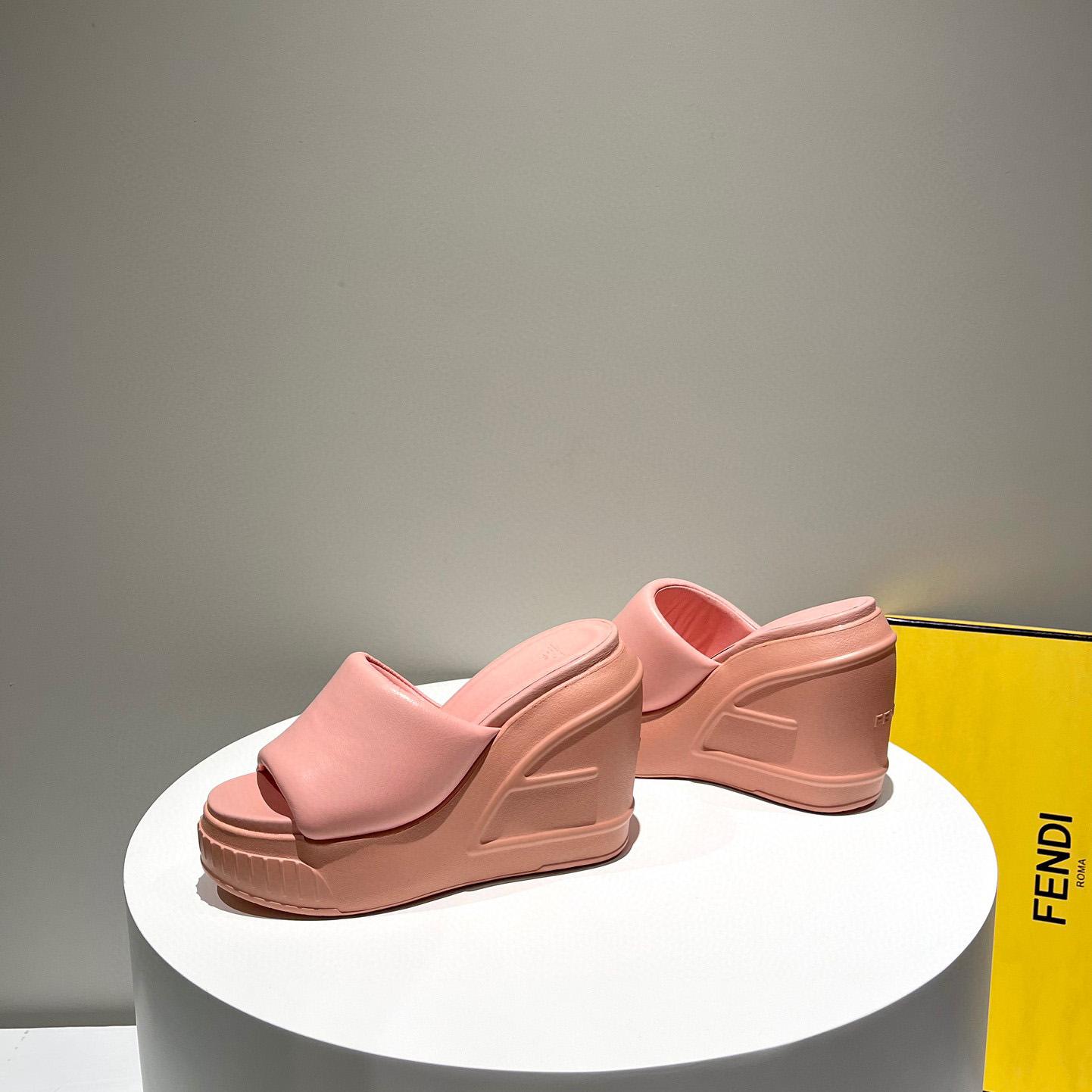 Fendi Fashion Show Pink Nappa Leather Slides - DesignerGu