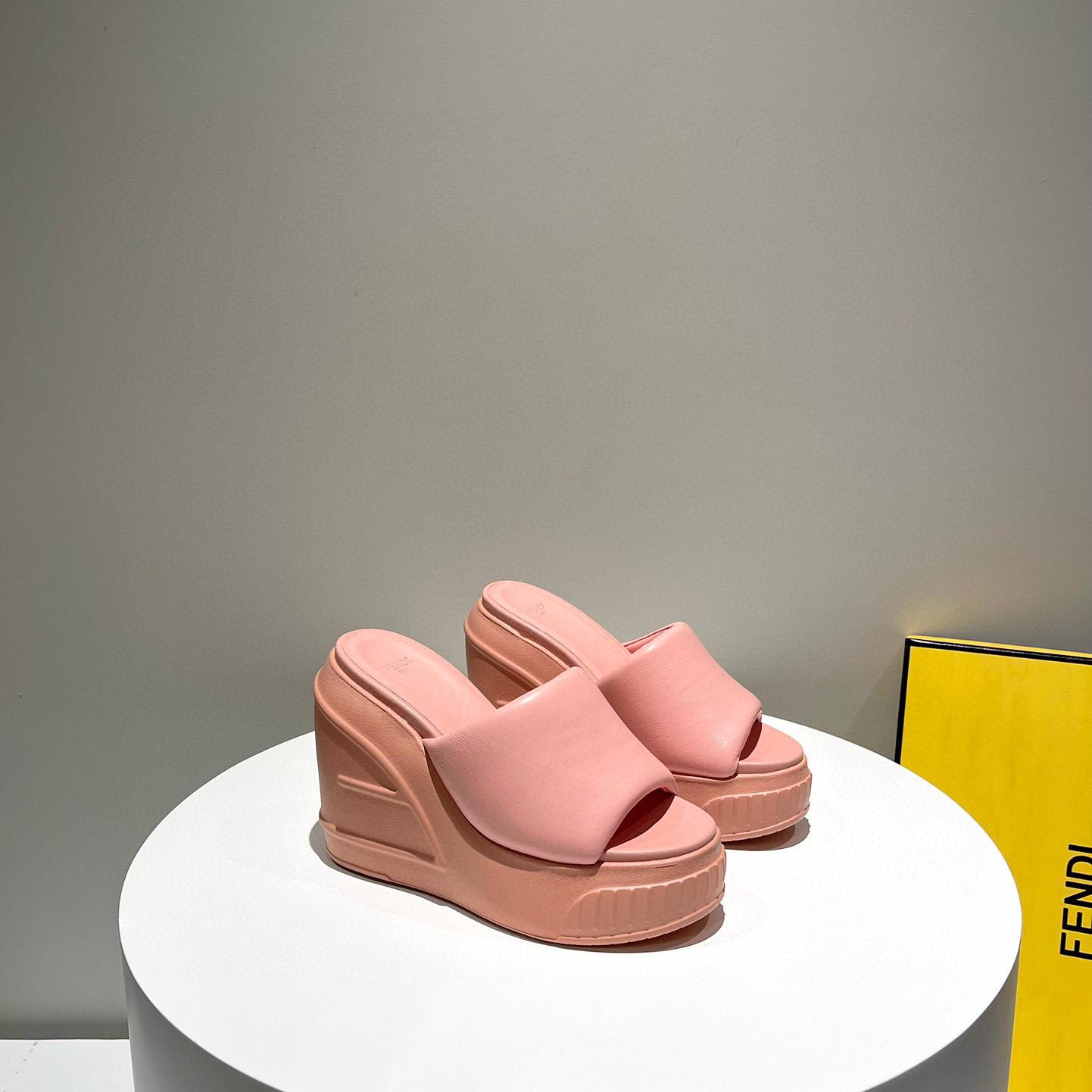 Fendi Fashion Show Pink Nappa Leather Slides - DesignerGu