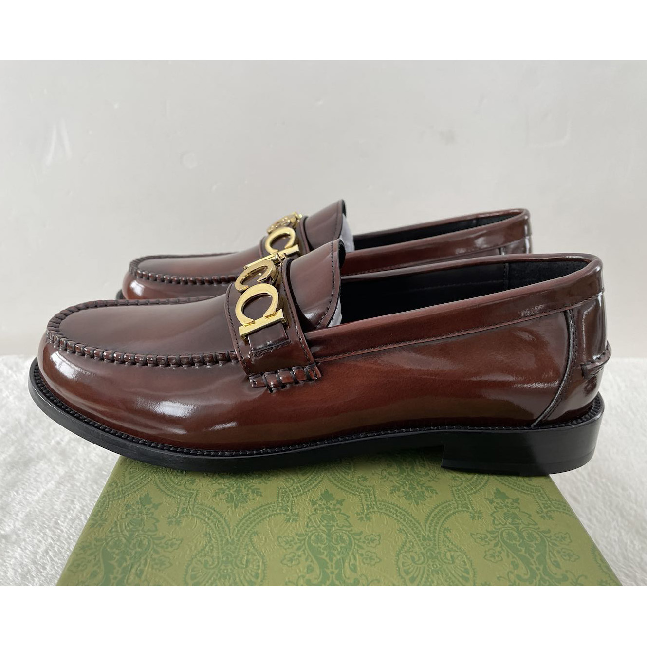 Gucci Loafer - DesignerGu