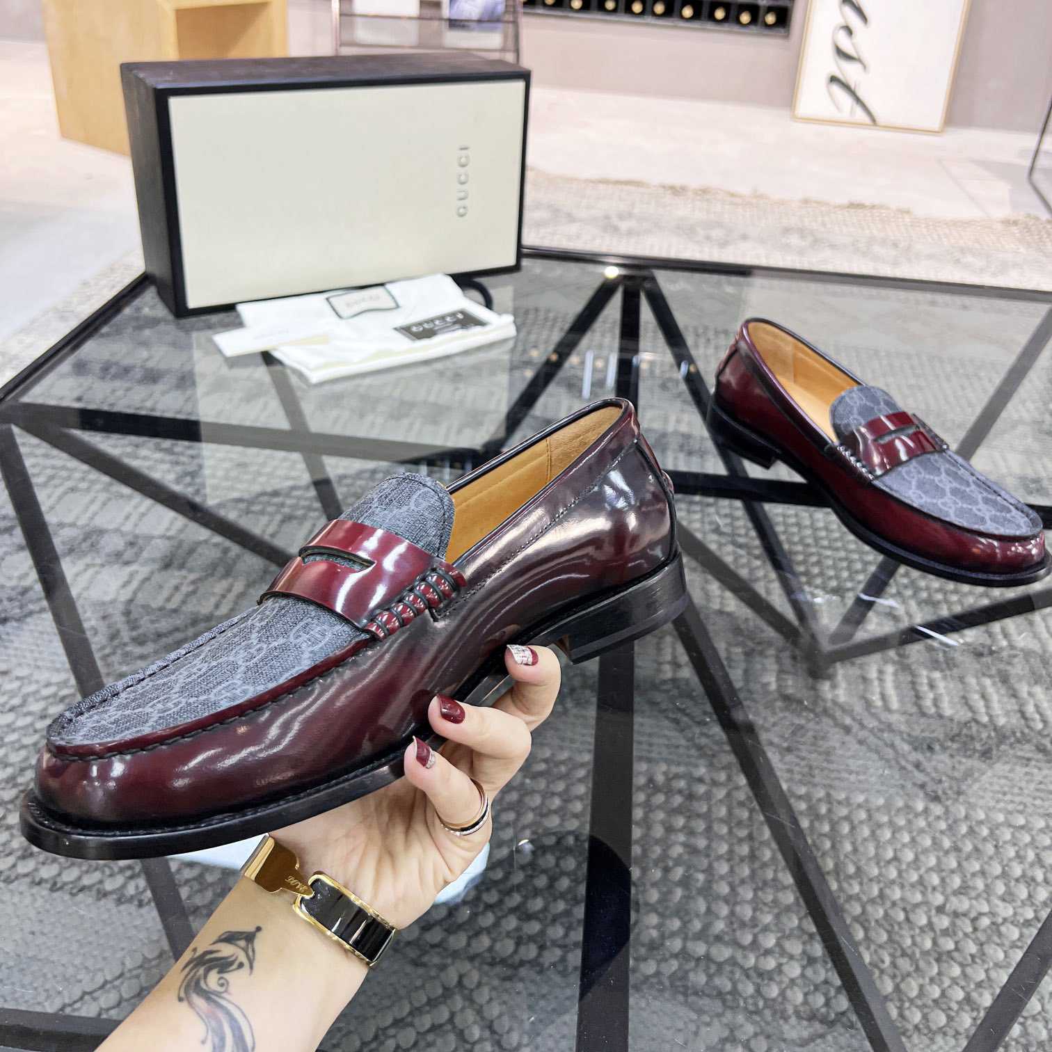 Gucci Loafer  - DesignerGu