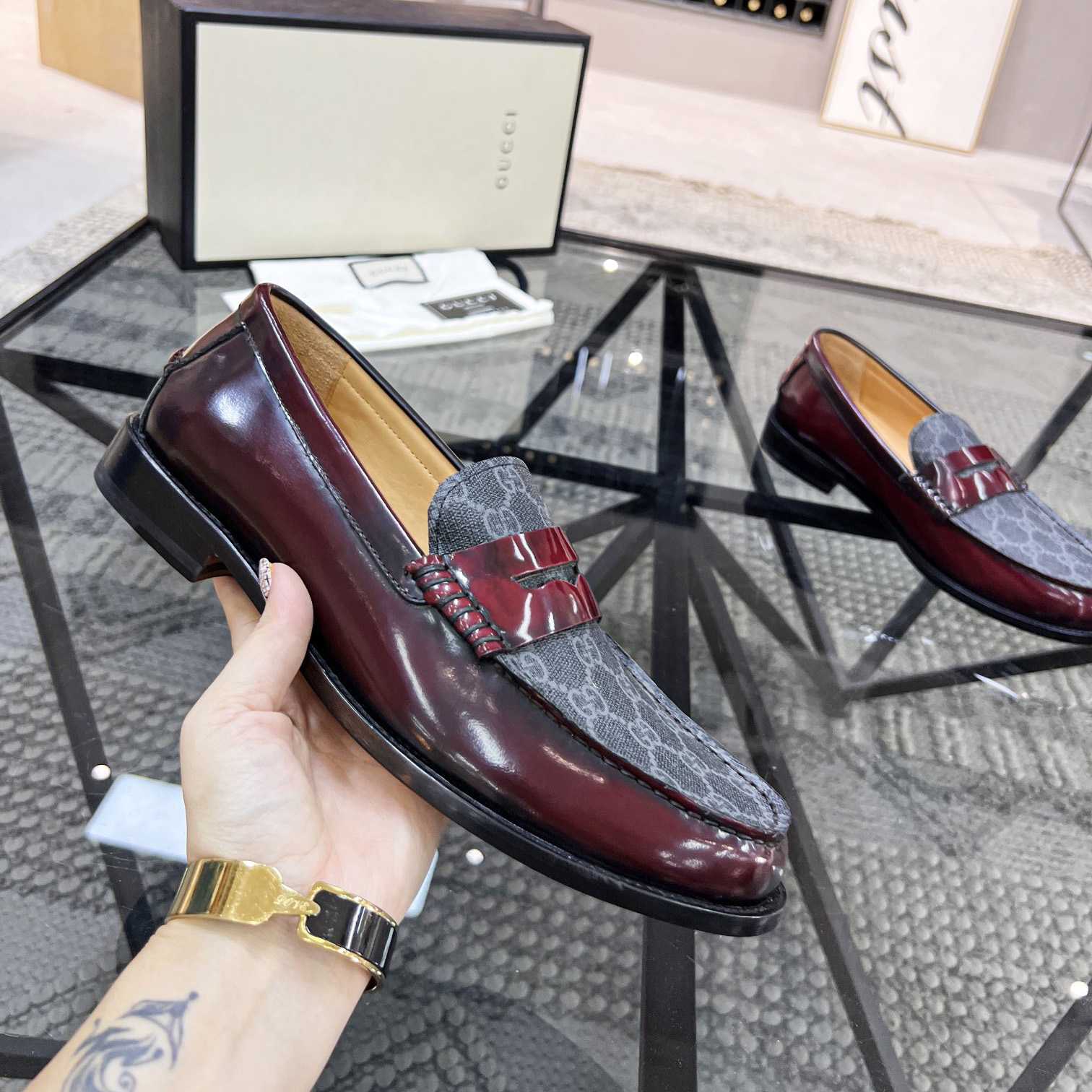 Gucci Loafer  - DesignerGu