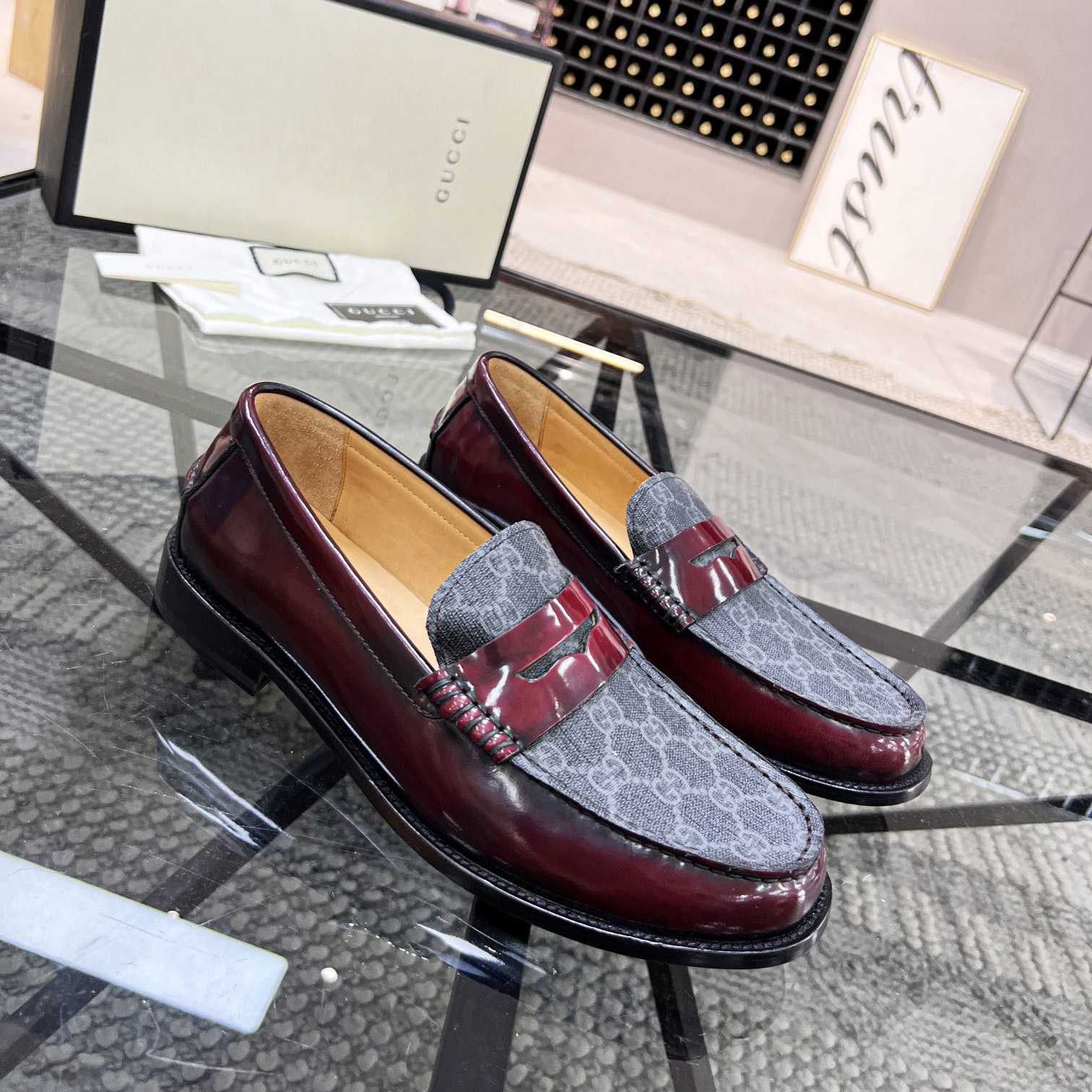 Gucci Loafer  - DesignerGu