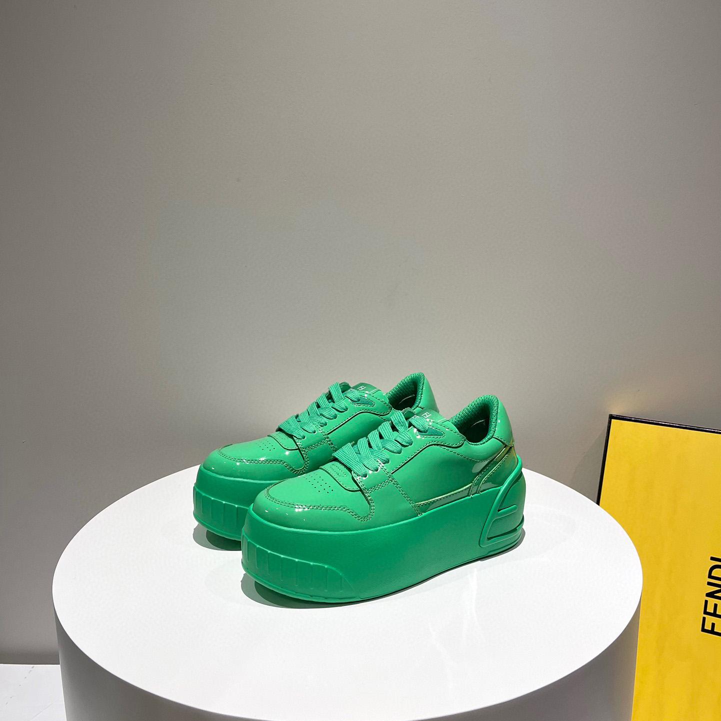 Fendi Fashion Show Green Leather Low-Tops Sneaker  - DesignerGu