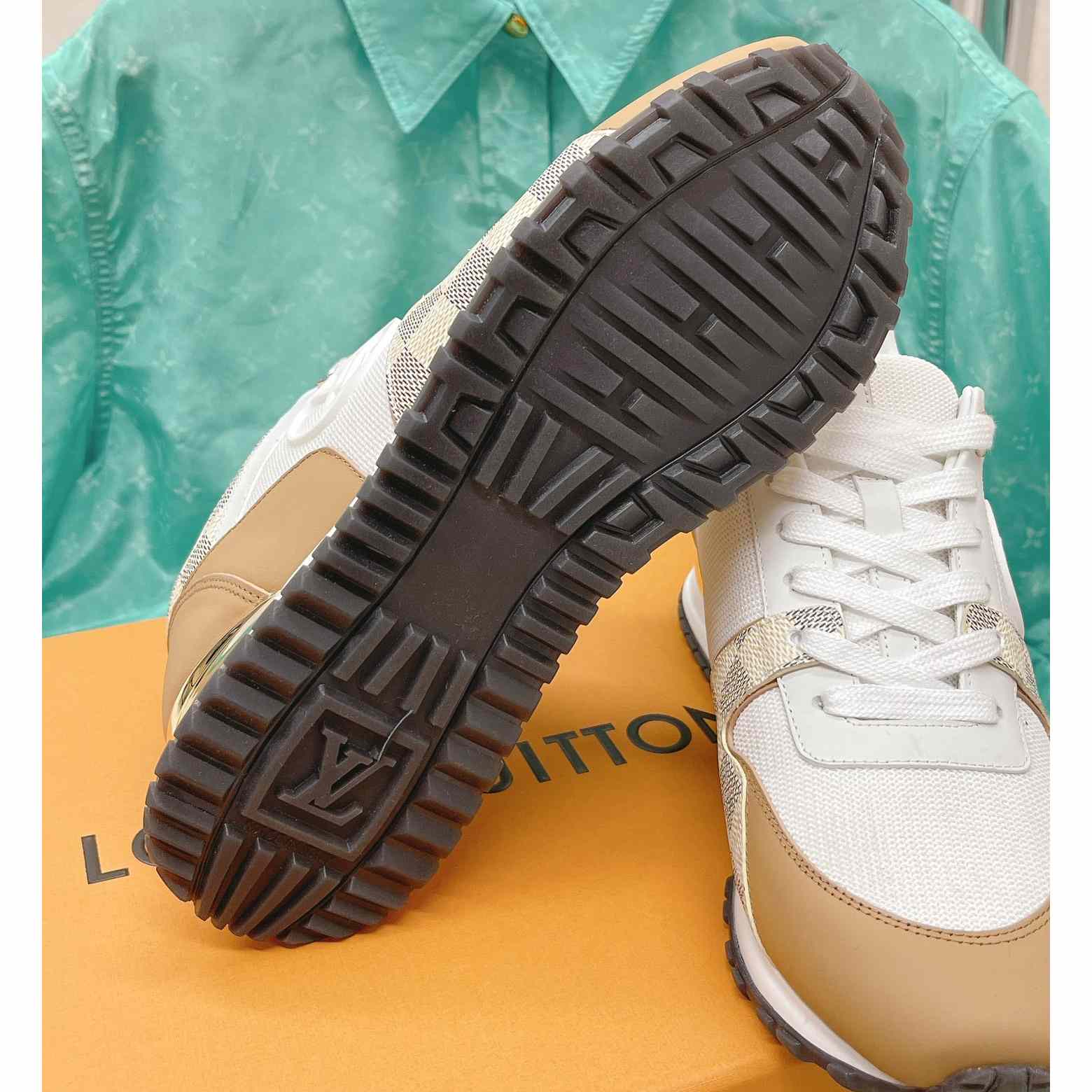 Louis Vuitton Run Away Sneaker   (upon uk size)  1AAWFD - DesignerGu