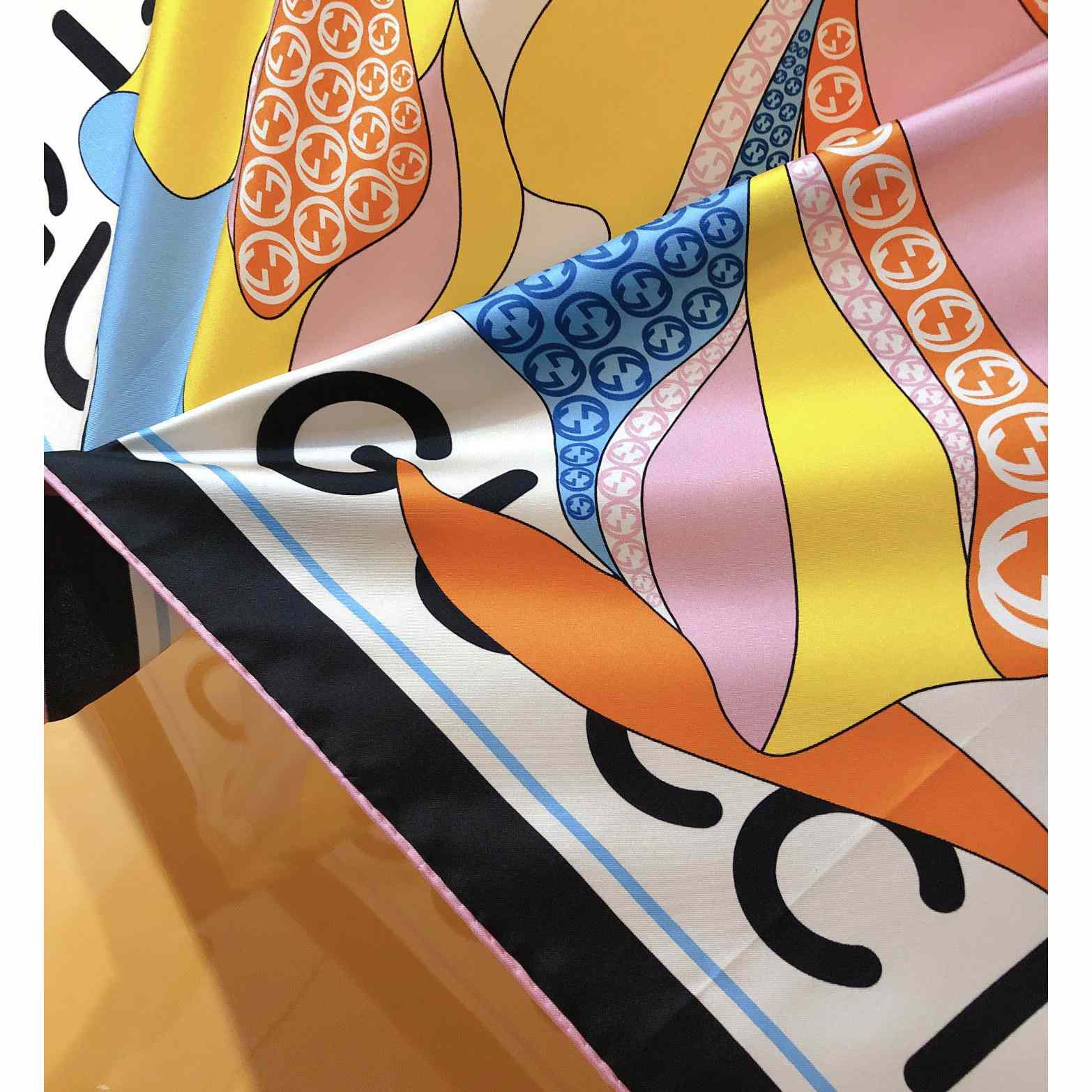 Gucci Maxi Flower Print Silk Scarf - DesignerGu