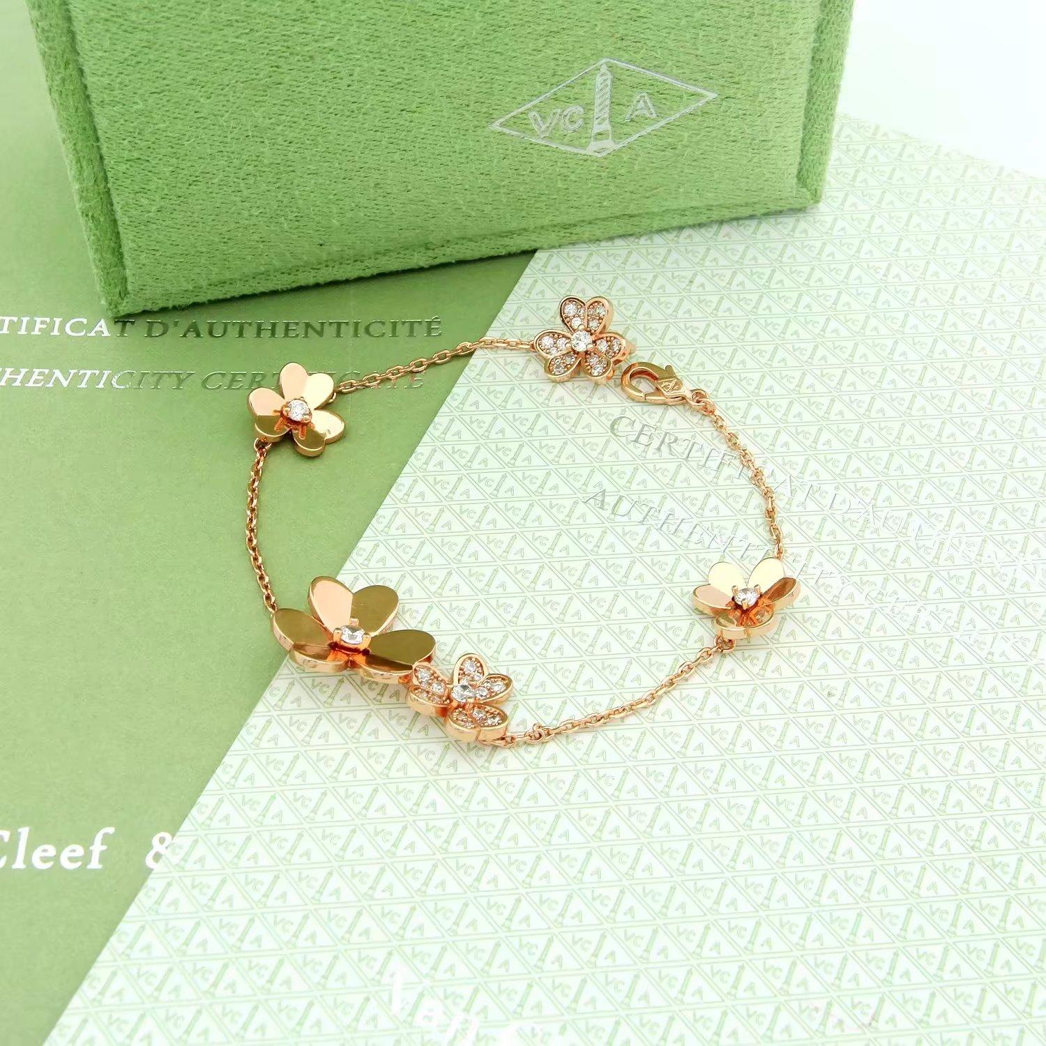 Van Cleef & Arpels Frivole bracelet, 5 Flowers - DesignerGu