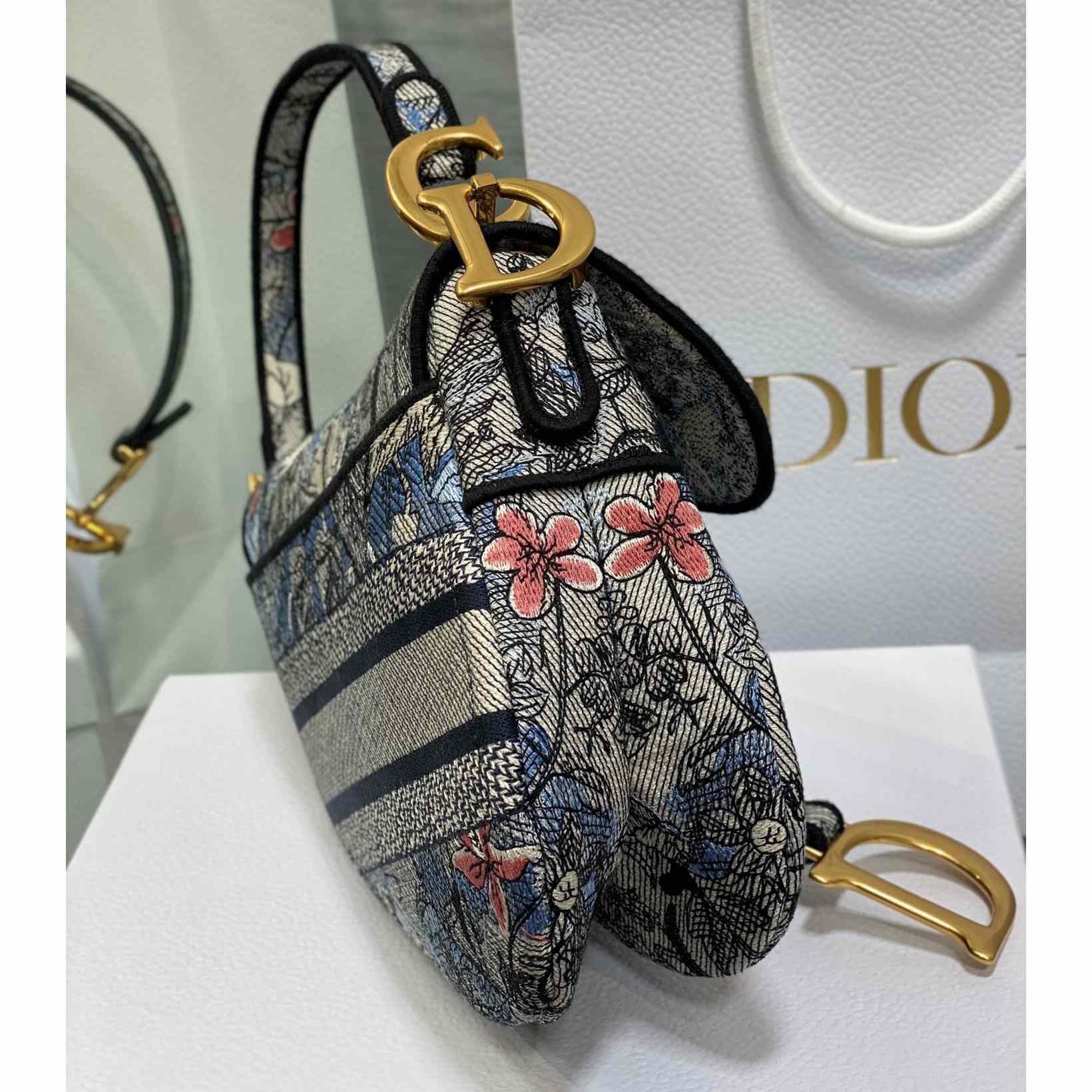 Dior Saddle Bag  - DesignerGu