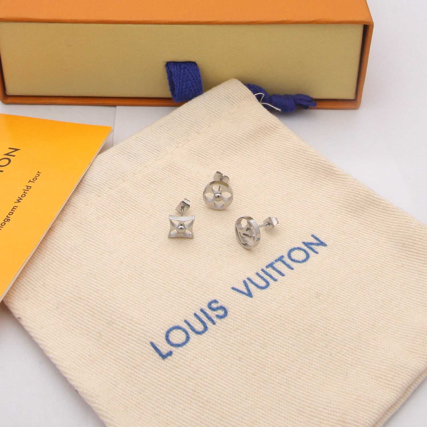 Louis Vuitton Crazy in Lock Earrings Set   M00395 - DesignerGu