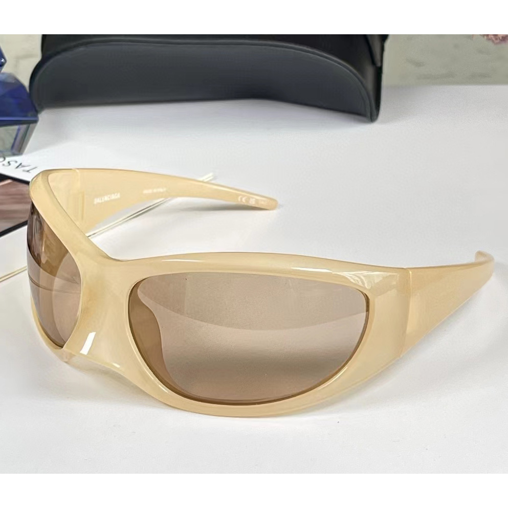 Balenciaga Skin Cat Tinted Sunglasses - DesignerGu