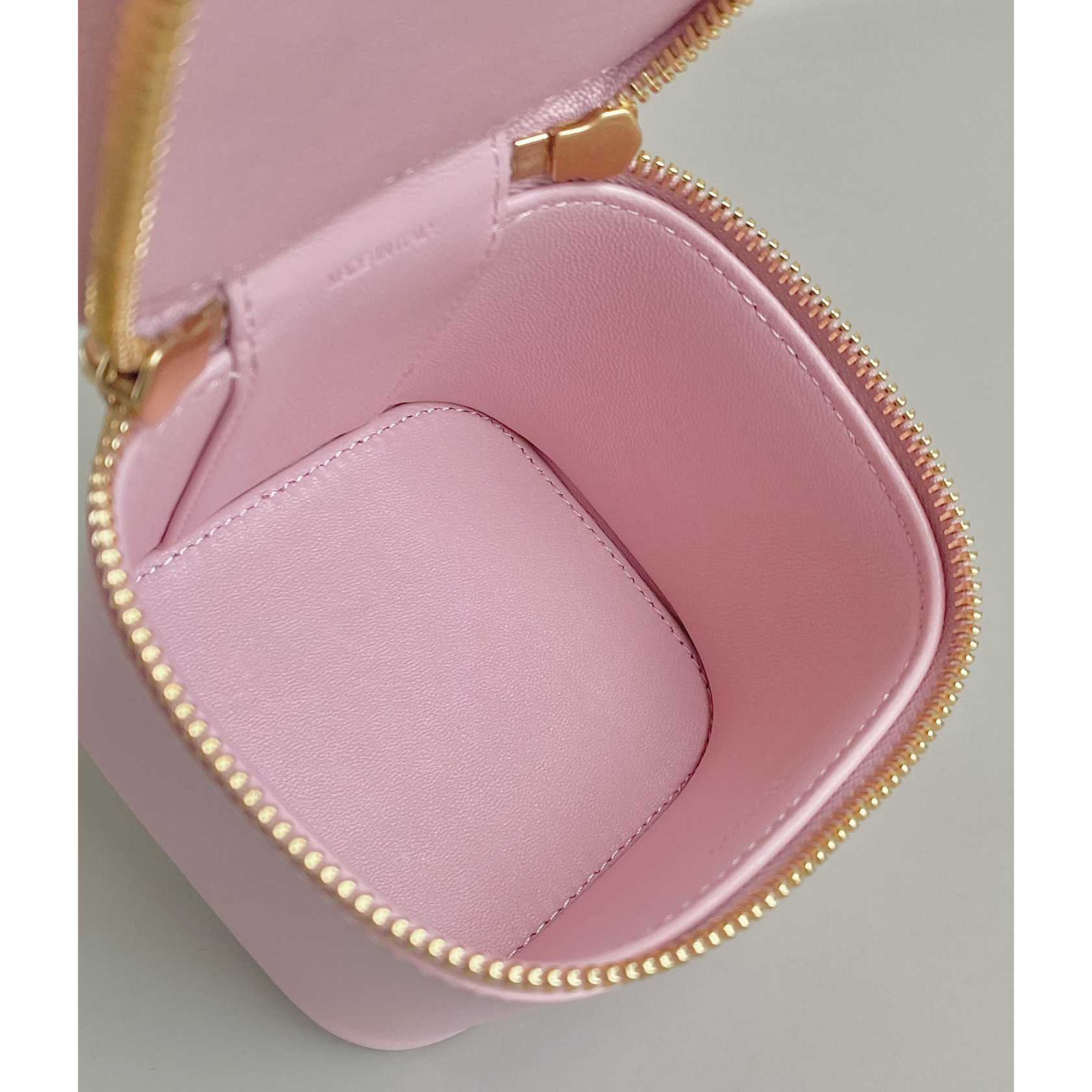 Celine Mini Vanity Case In Smooth Calfskin - DesignerGu