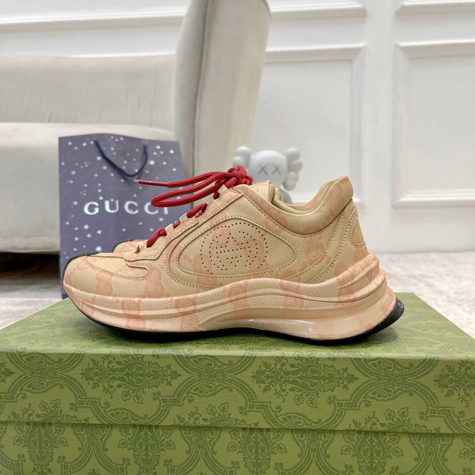 Gucci Run Sneaker - DesignerGu